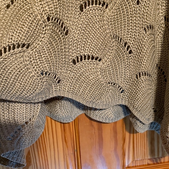 Willow Root Olive Knit Sweater - Picture 8 of 10